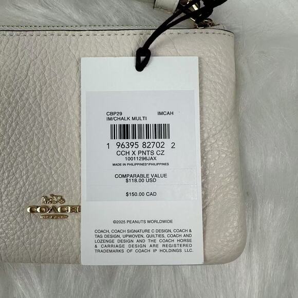 Coach X Peanuts Corner Zip Wristlet In Leather/Gold/Chalk Multi CBP29 NWT - Picture 3 of 6